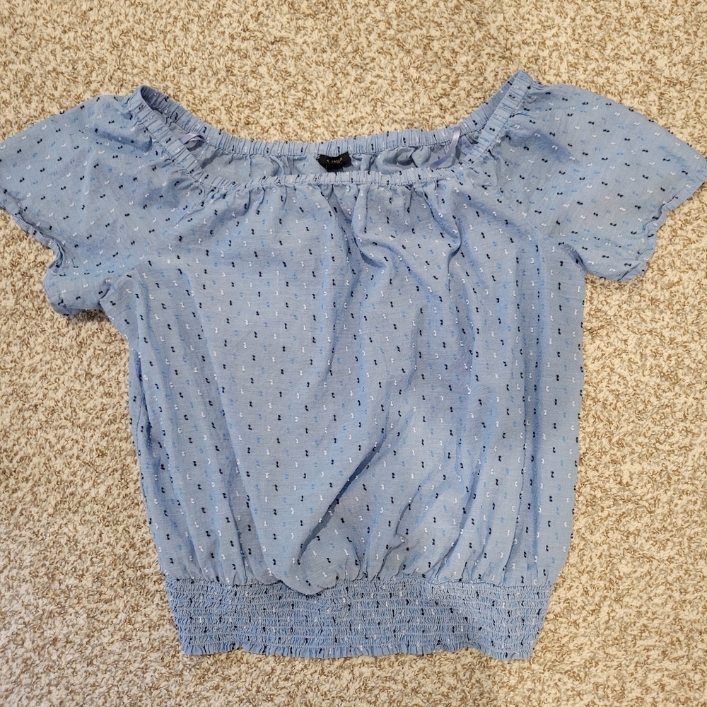 Ann Taylor Factory Light Blue Top Black, Blue & White Thread Detail XL